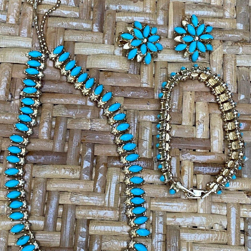 Vintage HAR Turquoise Glass Gold Jewelry Set